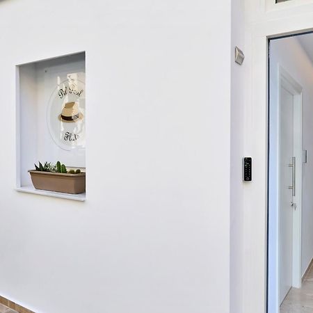 Pil Poul Athens Rooms Ngoại thất bức ảnh